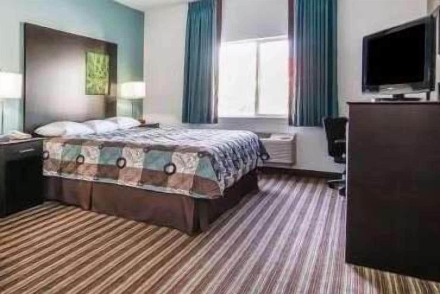 מלון Super 8 By Wyndham Brenham Tx מראה חיצוני תמונה