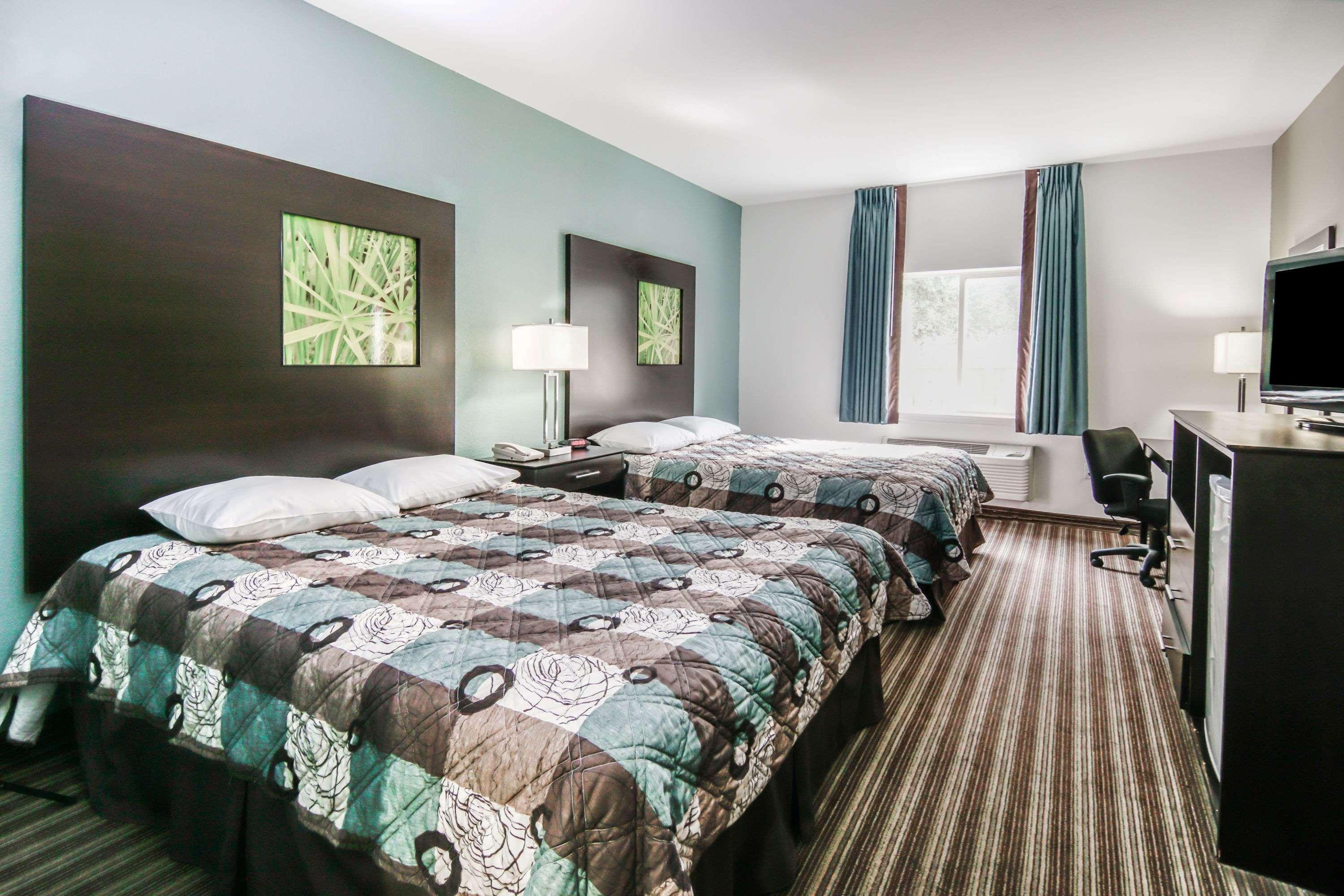 מלון Super 8 By Wyndham Brenham Tx מראה חיצוני תמונה