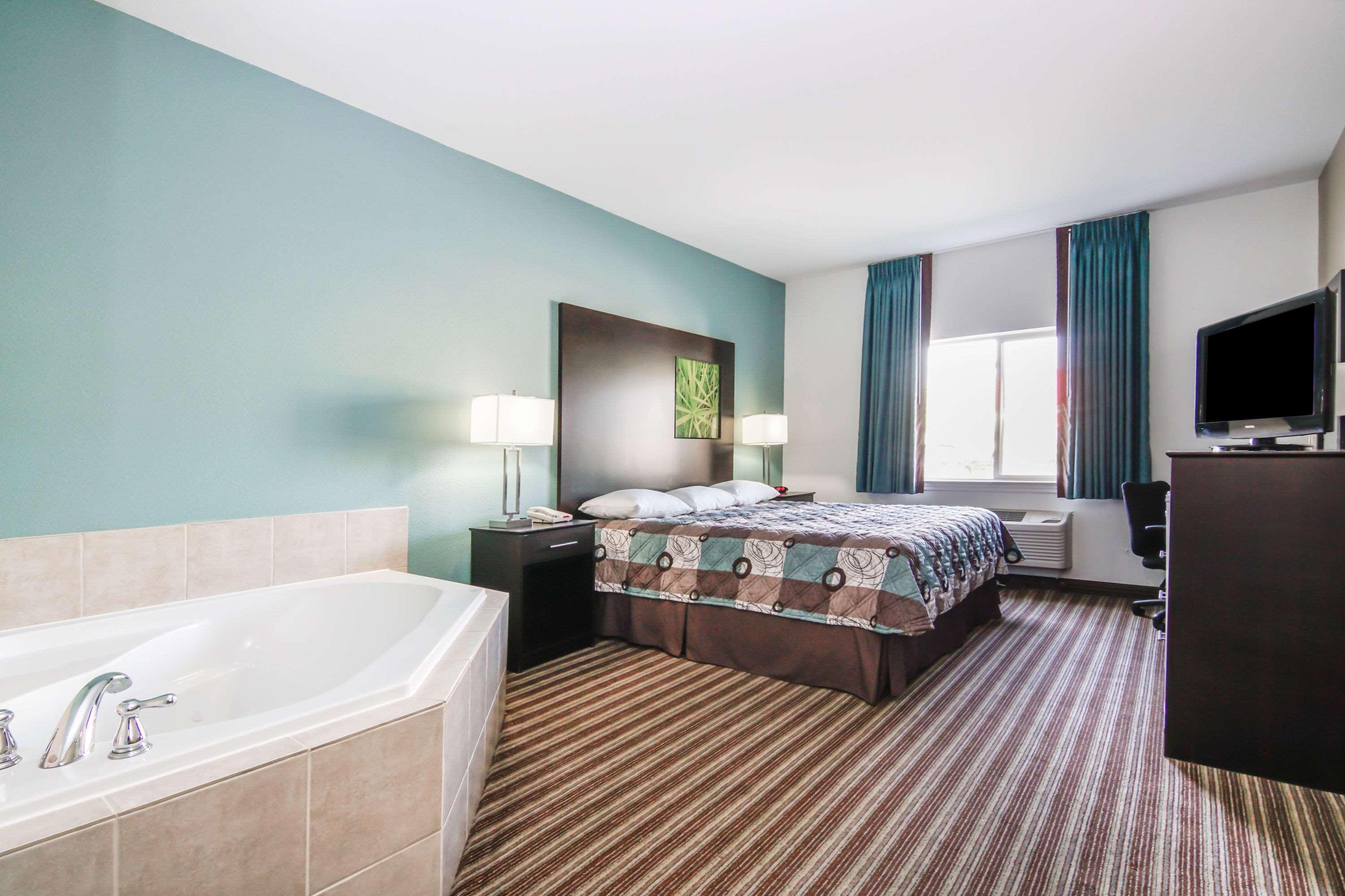 מלון Super 8 By Wyndham Brenham Tx מראה חיצוני תמונה