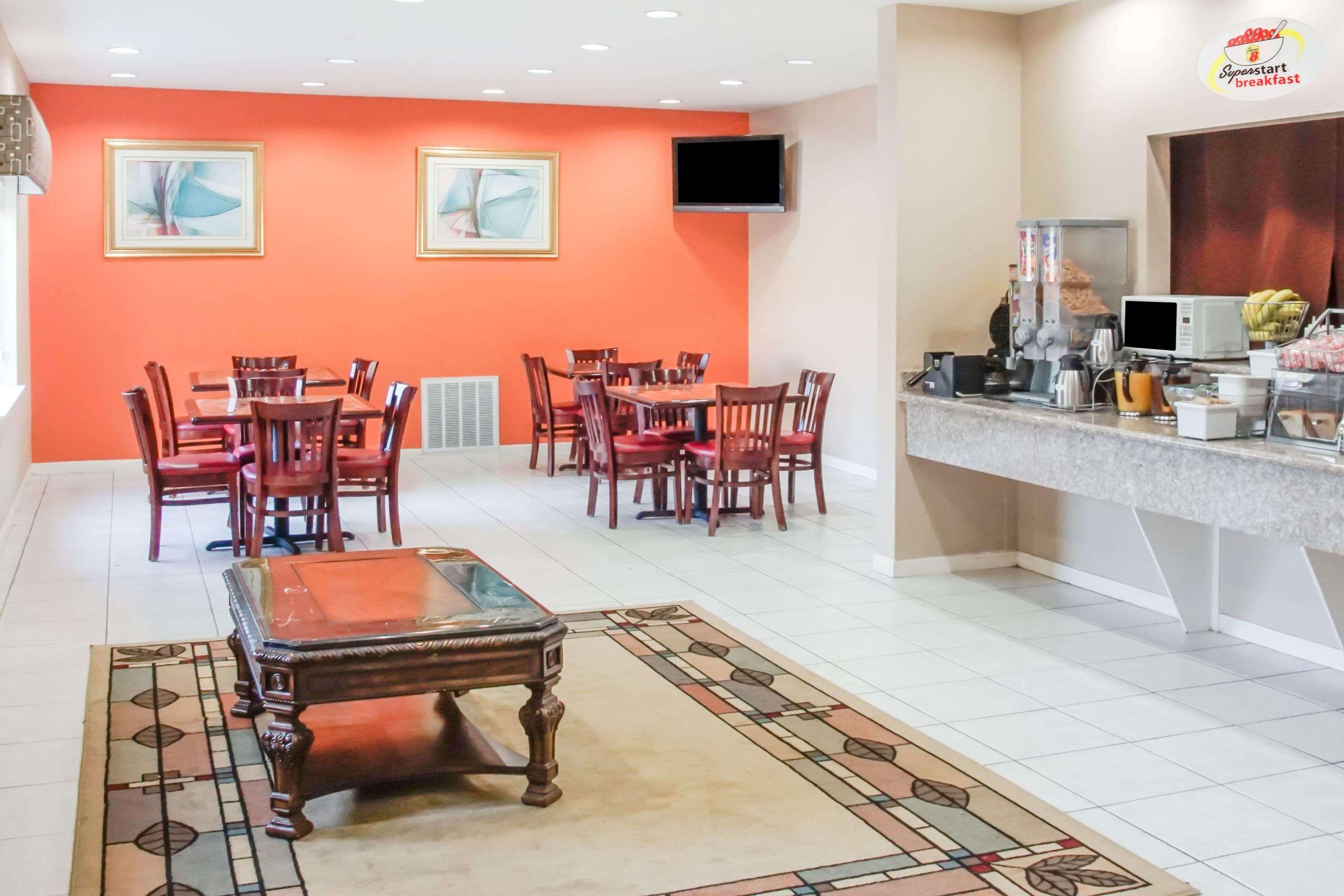 מלון Super 8 By Wyndham Brenham Tx מראה חיצוני תמונה
