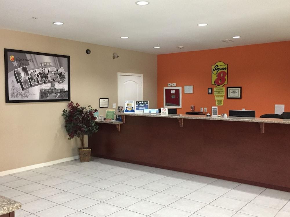 מלון Super 8 By Wyndham Brenham Tx מראה חיצוני תמונה